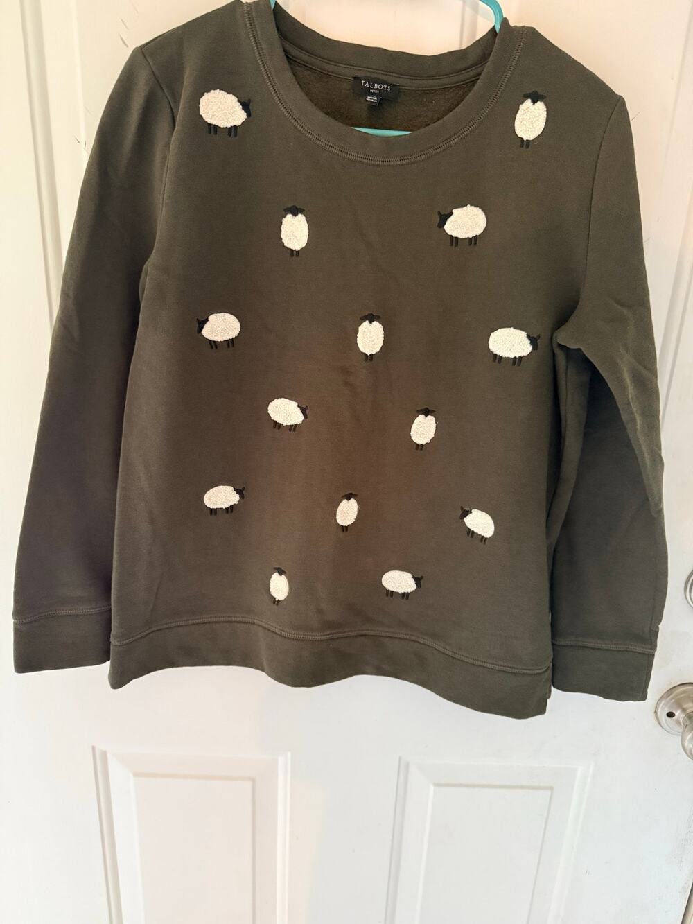 Dark Green Talbots Crewneck Sweatshirt - Embroidered Sheep Size M